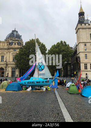 Paris, France, Environmental Demonstration, Group Closing Street at Chatelet, Extinction Rebellion,  climate change activists
