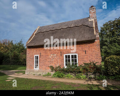 The charming Victorian era Marshmans Toad Hole Cottage near Ludham on the Norfolk Broads Stock Photo