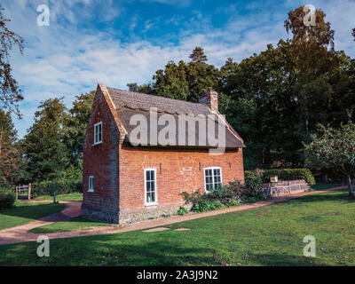 The charming Victorian era Marshmans Toad Hole Cottage near Ludham on the Norfolk Broads Stock Photo