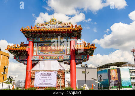 Bangkok, Thailand - 19 October 2017: Main landmark oriental gate in Chinatown area. Stock Photo