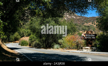 A view of The Ash Mountain Entrance Sign at Sequoia National Park. It was constructed in 1935 by Civilian Conservation Corps craftsmen from blocks of Stock Photo