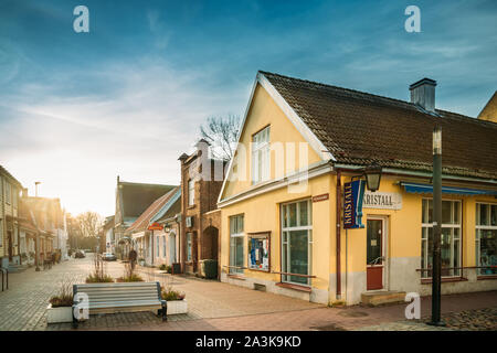 Parnu, Estonia - December 14, 2017: Old Houses On Puhavaimu Street In Sunny Winter Day. Stock Photo