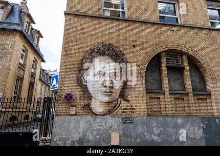 The Musée Curie (Curie Museum) with a graffiti of Marie Skłodowska Curie, Paris Stock Photo