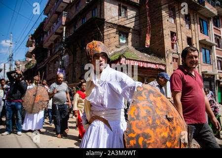 Bhaktapur, Nepal. 09th Oct, 2019. A man attired as a warrior performs a traditional ritual dance during Khadga Jatra in Thimi, Nepal on October 9, 2019. (Photo by Rojan Shrestha/Pacific Press) Credit: Pacific Press Agency/Alamy Live News Stock Photo