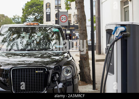 London Black Cab, TX Electric Taxi from LEVC Stock Photo