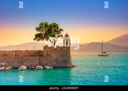 View of the port of Nafpaktos, Lepanto with the fortress and the entrance of the old Venetian harbor, Greece Stock Photo