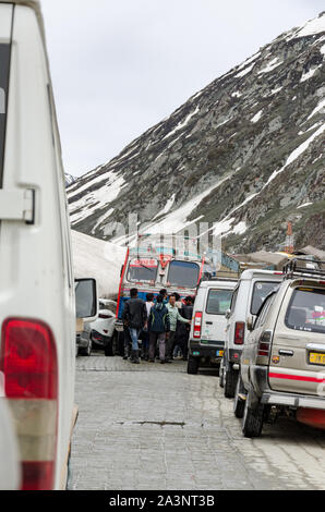 Traffic jams and extremely close crossing of trucks and vehicles due to haphazard parking at Zero Point, Srinagar - Leh Highway, Jammu and Kashmir Stock Photo