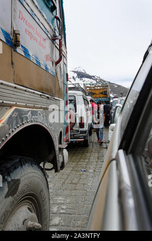 Traffic jams and extremely close crossing of trucks and vehicles due to haphazard parking at Zero Point, Srinagar - Leh Highway, Jammu and Kashmir Stock Photo