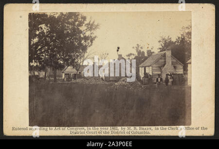 Slave quarters on a plantation, possibly in Beaufort, South Carolina Stock Photo