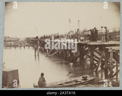 Temporary bridge across Pamunkey River, Va., near White House Landing Stock Photo