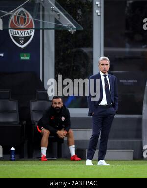 MILAN, ITALY - October 1, 2019:  Luis Castro head coach of Shakhar Donetsk looks on during the UEFA Champions League 2019/2020 ATALANTA v SHAKHTAR DON Stock Photo