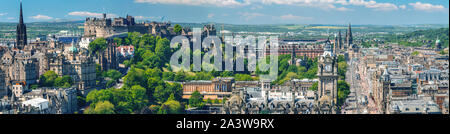 Panoramic image of Edinburgh city centre. Both New Town and Old Town, UNESCO World Heritage Sites, can be seen here. Stock Photo