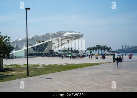 RIO DE JANEIRO, RJ, September 12, 22, 2019:  View of Museum of Tomorrow  and Guanabara day on a sunny day without clouds Stock Photo