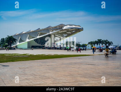 RIO DE JANEIRO, RJ, September 12, 22, 2019:  View of Museum of Tomorrow  and Guanabara day on a sunny day without clouds Stock Photo