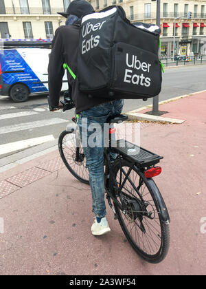 Uber Eats meal deliverer, Lyon, France Stock Photo