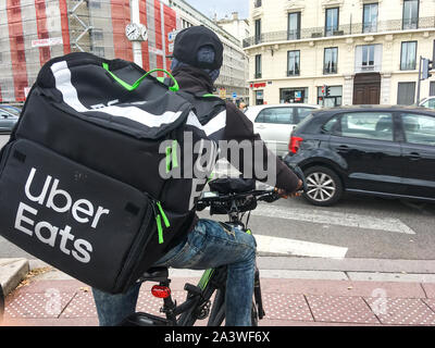 Uber Eats meal deliverer, Lyon, France Stock Photo