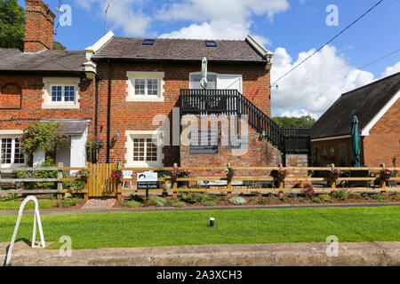 Tyrley Wharf and locks, on the Staffordshire and Shropshire border, Tyrley, Shropshire Union Canal, England, UK Stock Photo