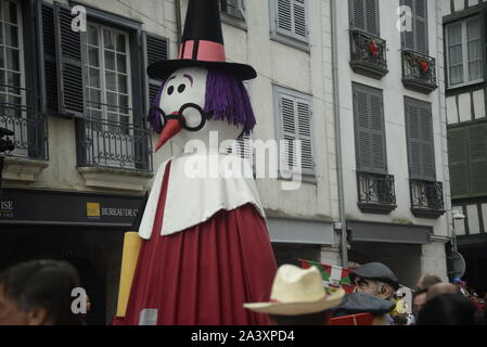 The King's Doctor at the Bayonne festival in France, pasakdek Stock Photo