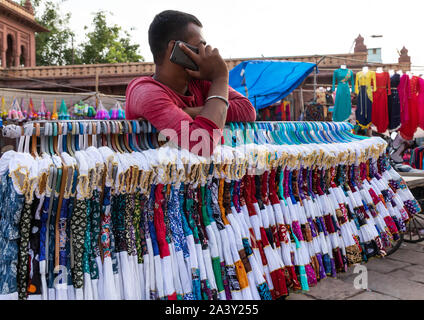 Indian man calling on his mobile phone in sardar market, Rajasthan, Jodhpur, India Stock Photo