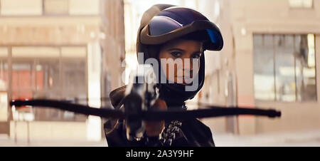 birds of prey huntress motorcycle helmet #110 DC NEW: stills of #HarleyQuinn, #CassandraCain,