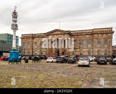 The Custom House and Beacon, Clock Tower and Water Fountain in Greenock, Inverclyde, Scotland, UK. Stock Photo