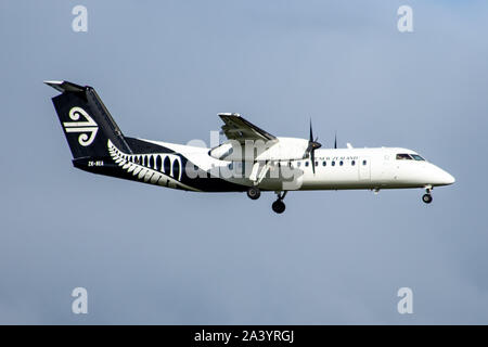 air-new-zealand-q300-landing-