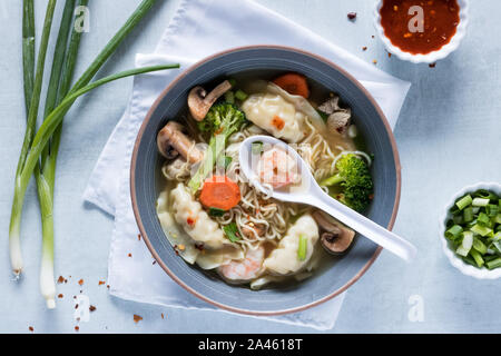 Wor Wonton Soup Stock Photo Alamy