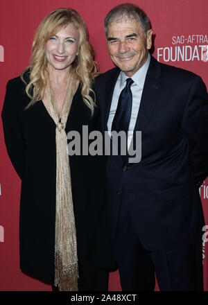 (FILE) Robert Forster Dies At 78. BEVERLY HILLS, LOS ANGELES, CALIFORNIA, USA - NOVEMBER 08: Denise Grayson and partner/actor Robert Forster arrive at the SAG-AFTRA Foundation's 3rd Annual Patron Of The Artists Awards held at the Wallis Annenberg Center for the Performing Arts on November 8, 2018 in Beverly Hills, Los Angeles, California, United States. (Photo by Xavier Collin/Image Press Agency) Credit: Image Press Agency/Alamy Live News Stock Photo