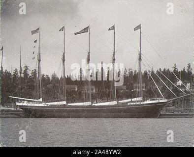 Five-masted schooner GEORGE E BILLINGS at anchor Port Blakely Washington ca 1904 (HESTER 294). Stock Photo