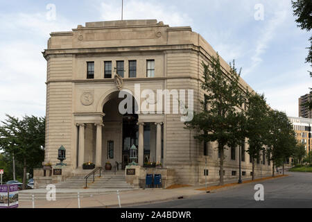 The 1924 historic Northwestern National Life Insurance Company Home ...