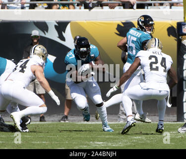 Jacksonville, United States. 13th Oct, 2019. Jaguars Running Back Leonard Fournette (27) runs during the first quarter as the New Orleans Saints play the Jacksonville Jaguars at the TIAA Bank Field in Jacksonville, Florida on Sunday, October 13, 2019. The Saints defeated Jacksonville 13-6. Photo by Joe Marino/UPI Credit: UPI/Alamy Live News Stock Photo