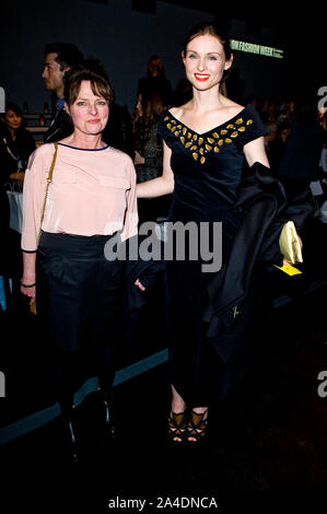 Photo Must Be Credited ©Jeff Spicer/Alpha Press 076892 15/02/2013  Janet Ellis & Sophie Ellis Bextor PPQ Fashion Show at the Autumn Winter London Fashion Week 2013 Stock Photo