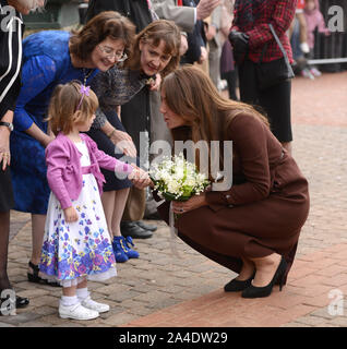 Photo Must Be Credited ©Karwai Tang/Alpha Press 076989 05/03/2013 Kate Catherine Katherine Middleton Duchess Of Cambridge Visits The National Fishing Heritage Centre Grimsby Stock Photo