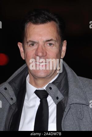 Photo Must Be Credited ©Karwai Tang/Alpha Press 077000 07/03/2013 Duncan Bannatyne Helping Hands Fundraiser Savoy Hotel London Stock Photo