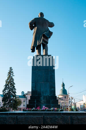 Lenin statue, Lenin Street, Irkutsk, Siberia, Russia Stock Photo