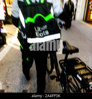 Uber Eats meal deliverer, Lyon, France Stock Photo