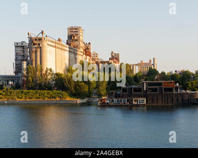 Quebec,Canada. Grain silo No5 at the old port of Montreal Stock Photo