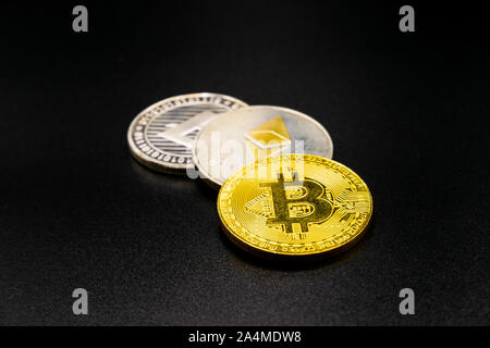 physical version of bitcoin that is a new virtual money world cryptocurrency and digital payment system by using blockchain technology Stock Photo