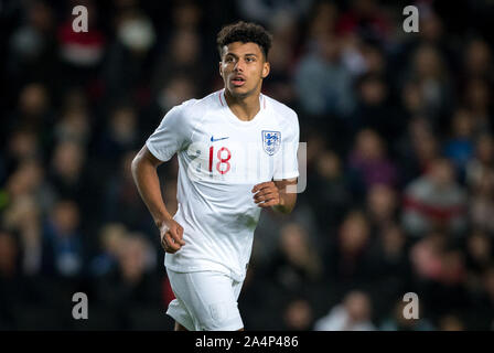 James Justin (Leicester City) of England U21 during the UEFA Euro U21 International qualifier match between England U21 and Austria U21 at Stadium MK, Milton Keynes, England on 15 October 2019. Photo by Andy Rowland. Stock Photo