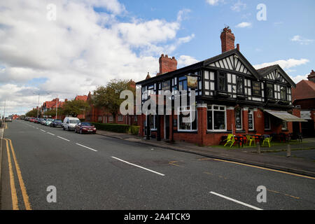 The Railway Inn bebington road bebington near Port Sunlight England UK Stock Photo