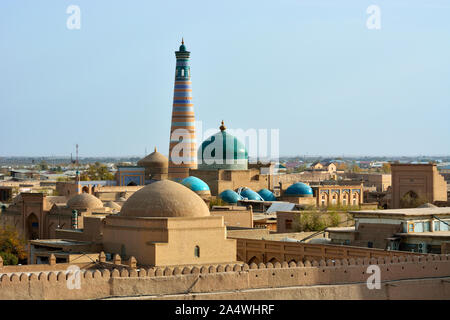The old town of Khiva (Itchan Kala), a Unesco World Heritage Site, seen from the Khuna Ark citadel. Uzbekistan Stock Photo