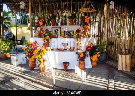 Merida, Mexico - 31 October 2018: Traditional altar for day of the dead, dia de los muertos at Parque de La Ermita de Santa Isabel Stock Photo