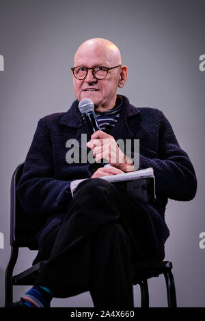 Producer Edward R. Pressman in conversation at the Sleepy Hollow Film ...