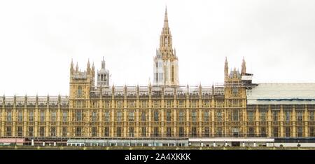 The Houses of Parliament in London . Photo by Ioannis Alexopoulos / Alamy Stock Photo