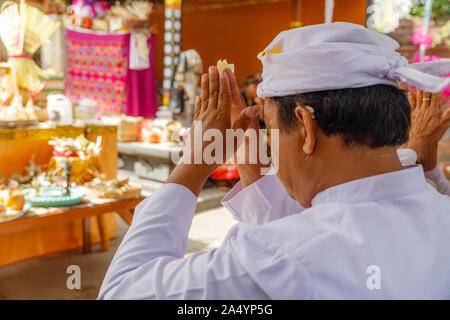 Sanggah Kemulan Rong, Family Temple In Traditional Balinese House ...