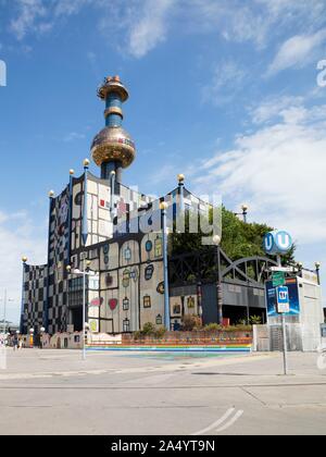 Spittelau waste incineration plant, facade designed by Friedensreich Hundertwasser, Vienna, Austria Stock Photo