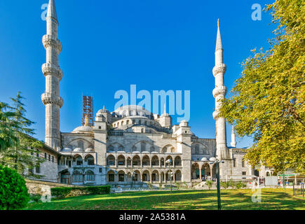 ISTANBUL TURKEY BLUE MOSQUE EARLY MORNING SURROUNDED BY AUTUMNAL TREES Stock Photo