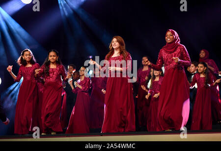 Doha, Qatar. 17th Oct, 2019. Artists perform during awarding ceremony of the ANOC Awards 2019 at the XXIV ANOC General Assembly Qatar 2019 in Doha, capital of Qatar, on Oct. 17, 2019. Credit: Nikku/Xinhua/Alamy Live News Stock Photo