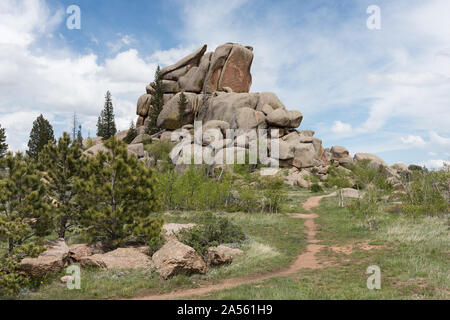 Vedauwoo Turtle Rock, a towering pile of weathered Sherman Granite that is the cornerstone of a 3.2-mile trail in the Medicine Bow-Routt National Forest between Laramie and Cheyenne on the Albany-Laramie county line in Wyoming Stock Photo