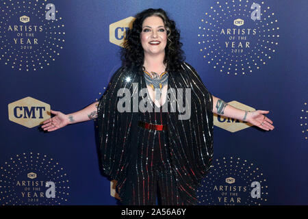 Nashville, USA. 16th Oct, 2019. Ashley McBryde at the CMT Artists of the Year 2019 awards ceremony at the Schermerhorn Symphony Center. Nashville, 16.10.2019 | usage worldwide Credit: dpa/Alamy Live News Stock Photo